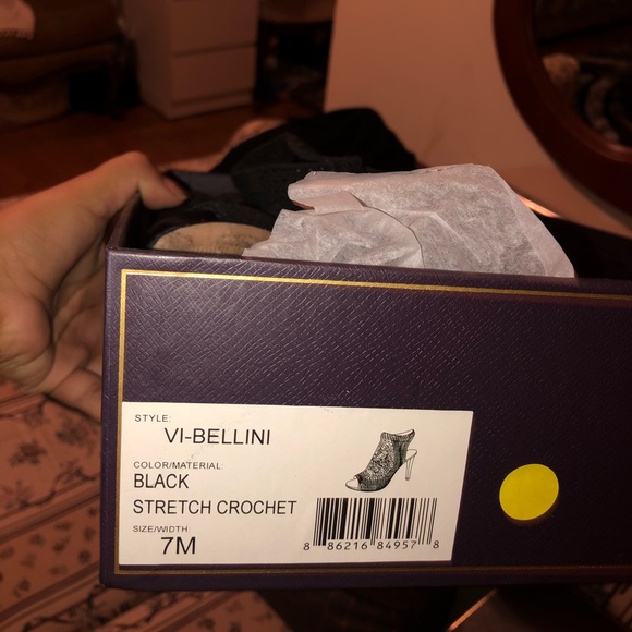 Black Vince Cameron signature v-Bellini heels - Picture 5 of 5